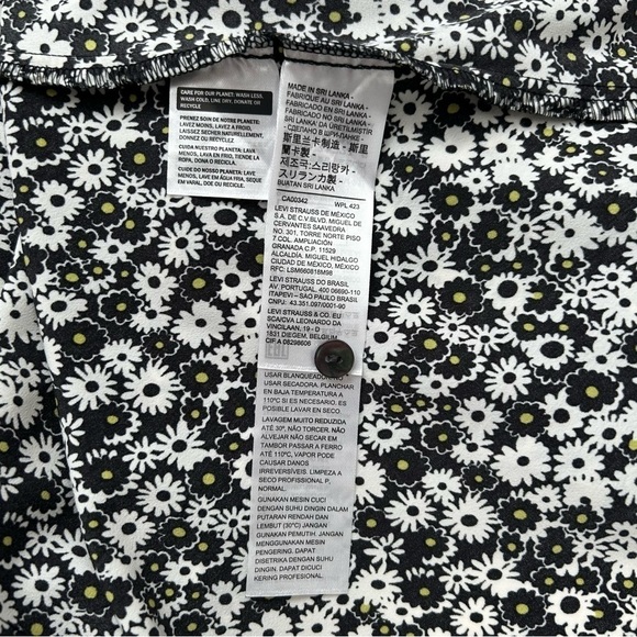 Levi's Brooks Caviar 90s Midi Dress Black White Daisy Floral Button Front V-Neck - Picture 12 of 12